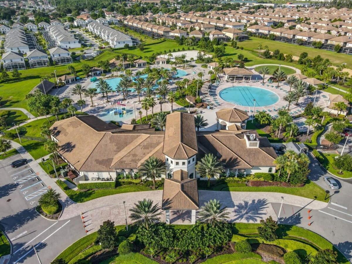 Superb Thematic 2Br Condo With 2 Clubhouses Kissimmee Exterior foto